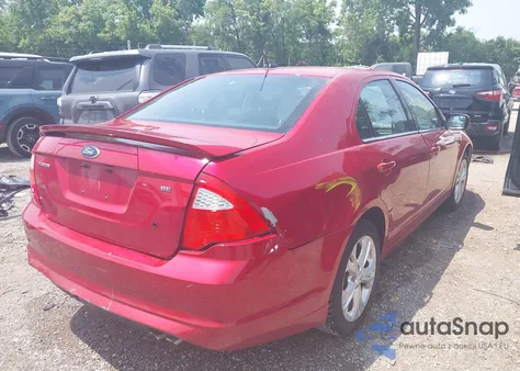 2012 Ford Fusion Se z USA, uszkodzony, nr VIN 3FAHP0HA1CR354227